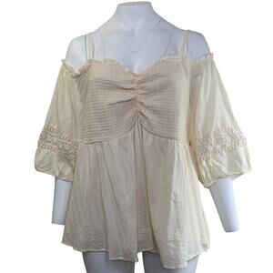 Torrid Cotton Clip Dot Blouse Size 6 US 6X 30 Cold Shoulder Cream Smocked Front